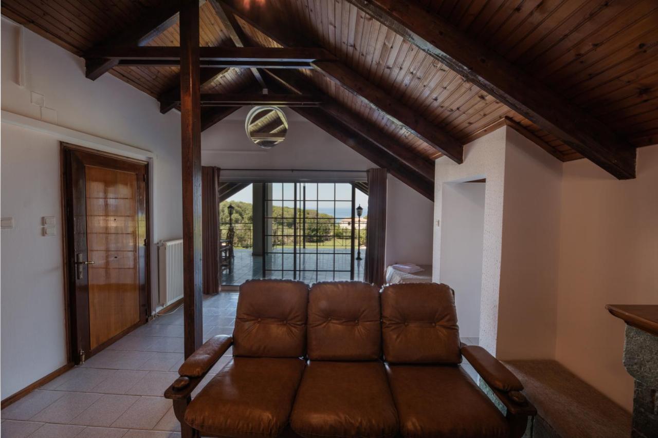 Villa Georgina B&B Katakolo Ngoại thất bức ảnh