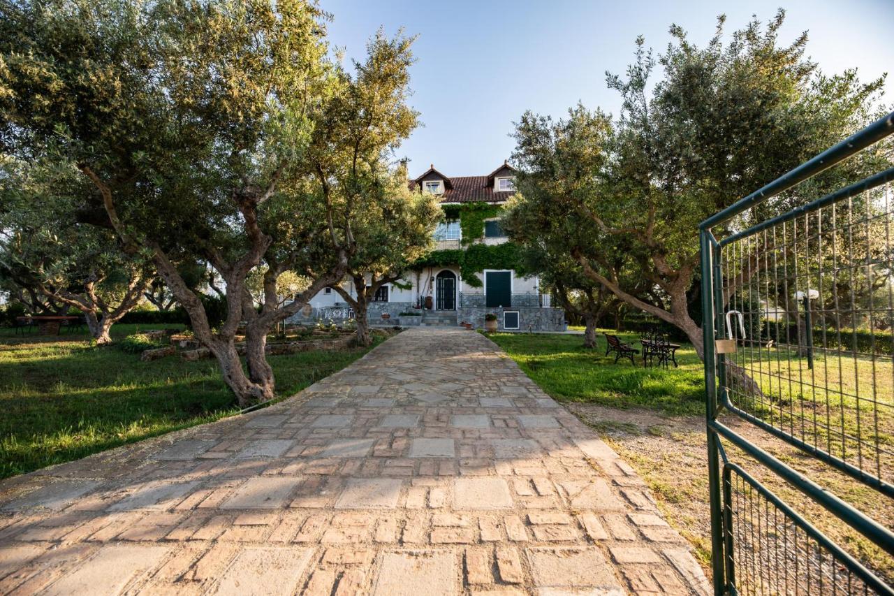 Villa Georgina B&B Katakolo Ngoại thất bức ảnh