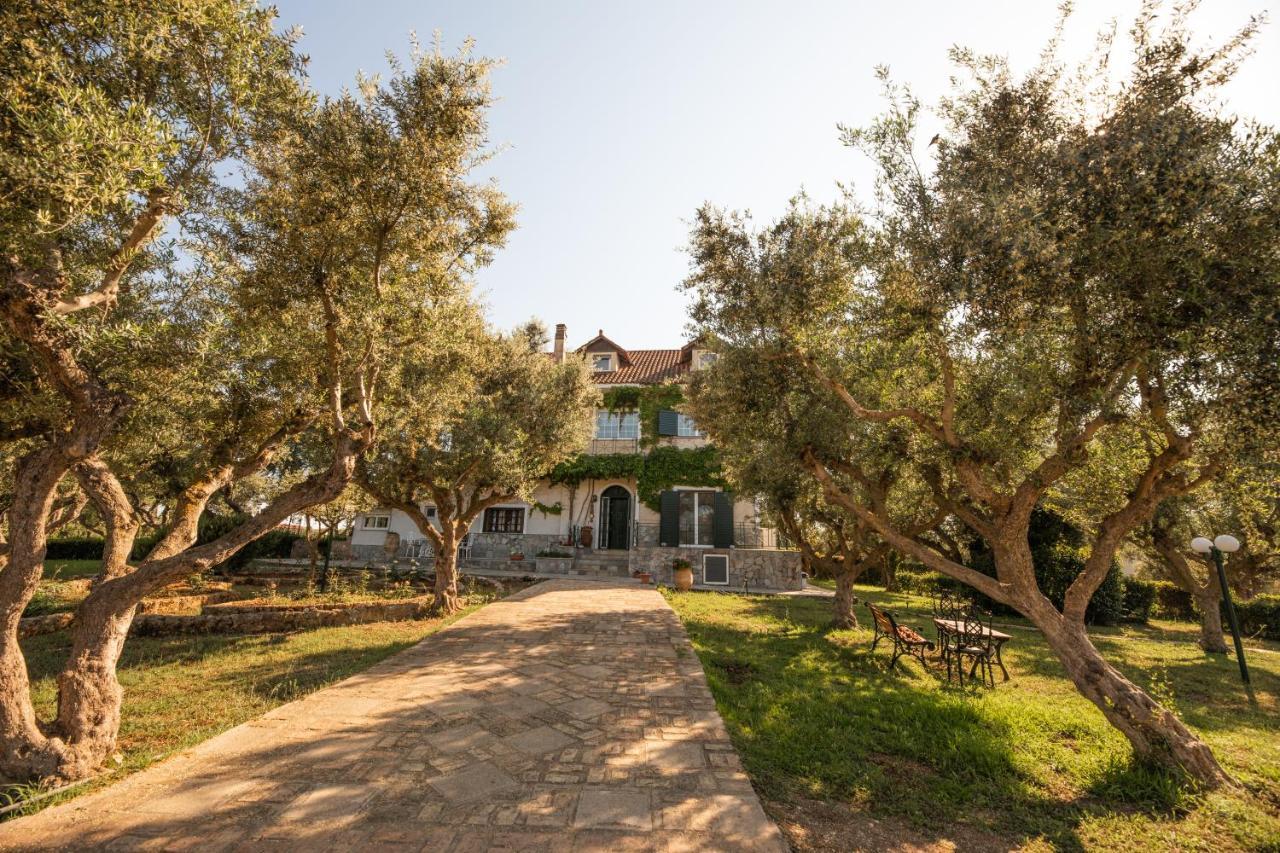 Villa Georgina B&B Katakolo Ngoại thất bức ảnh